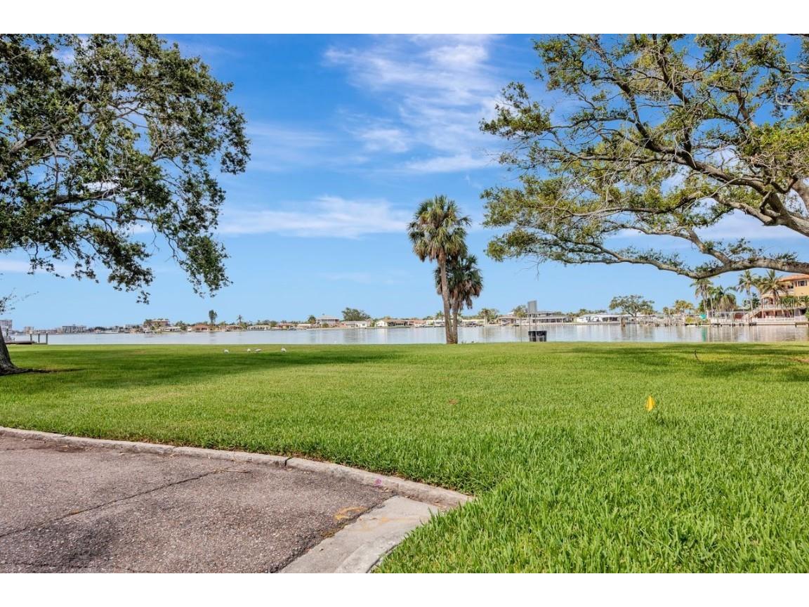 7321 Central Avenue #303 Saint Petersburg FL 33710 - BOCA SIEGA BAY TB8417004 image42