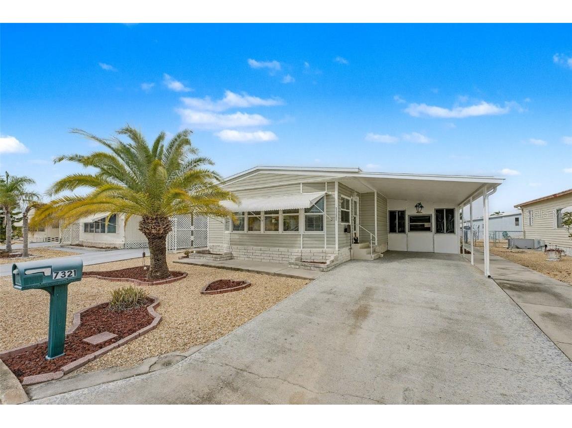 7321 Grand Pine Drive Hudson FL 34667 W7881288 image2