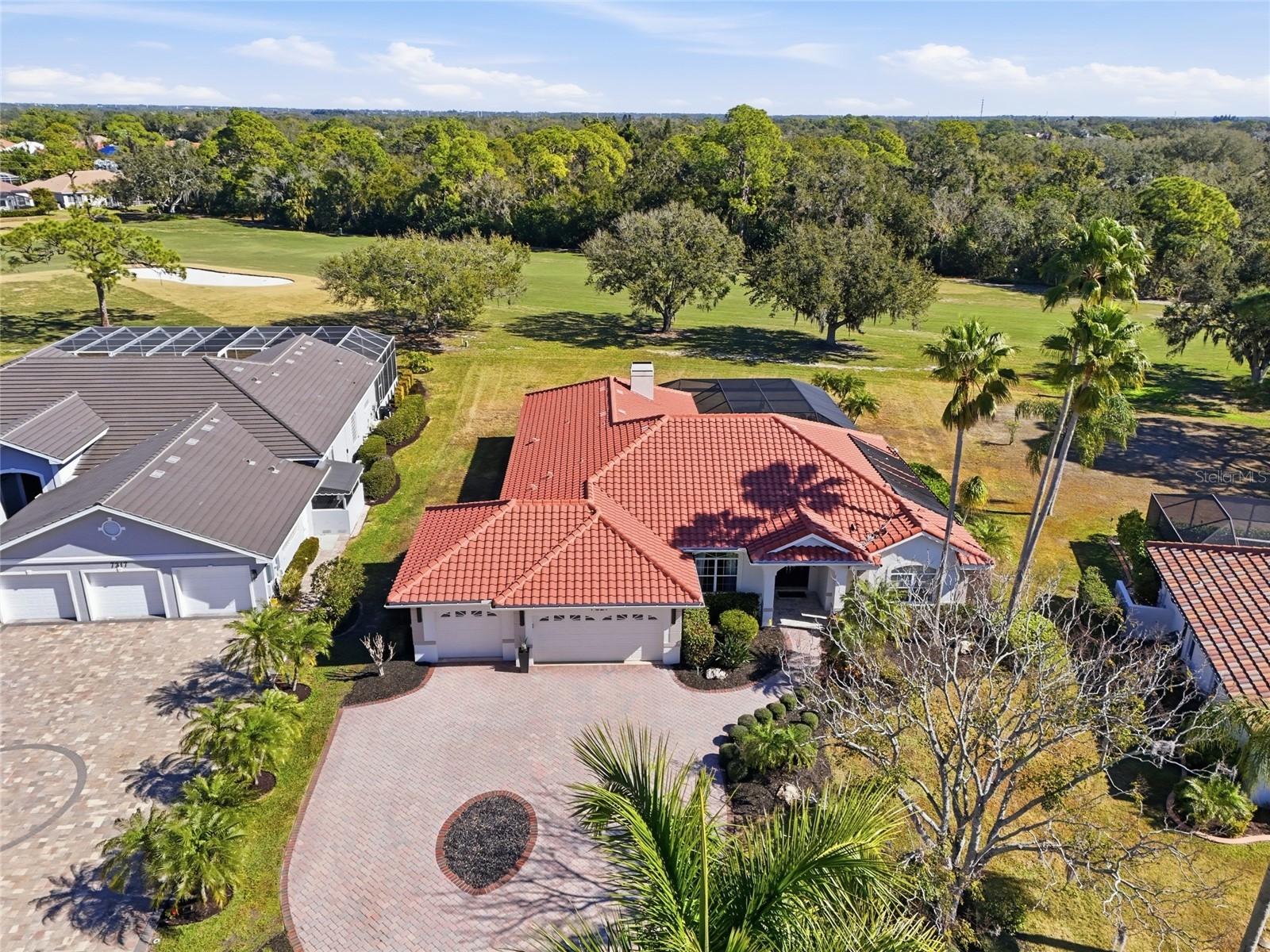 7321 Links Court Sarasota FL 34243 A4681221 image1