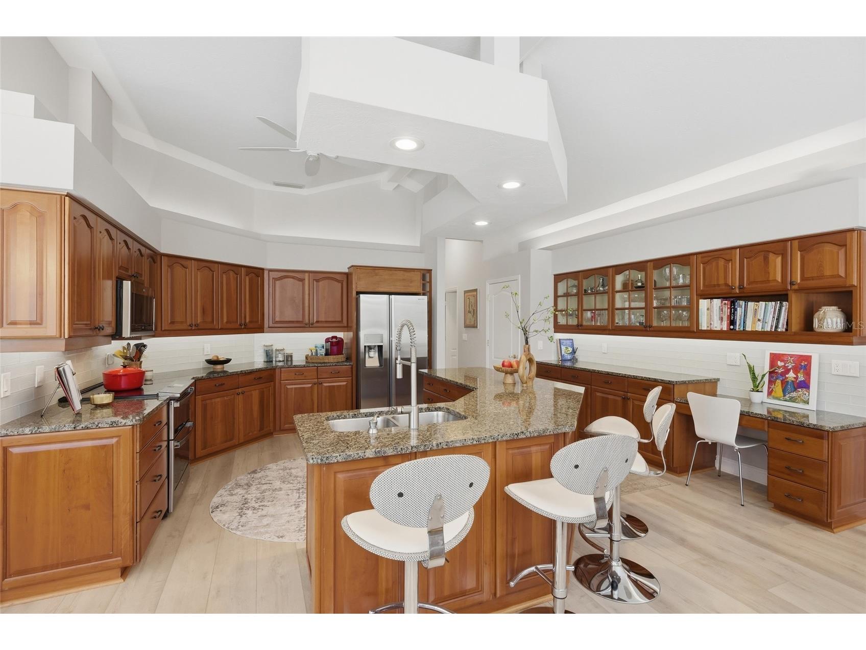 7321 Links Court Sarasota FL 34243 A4681221 image13
