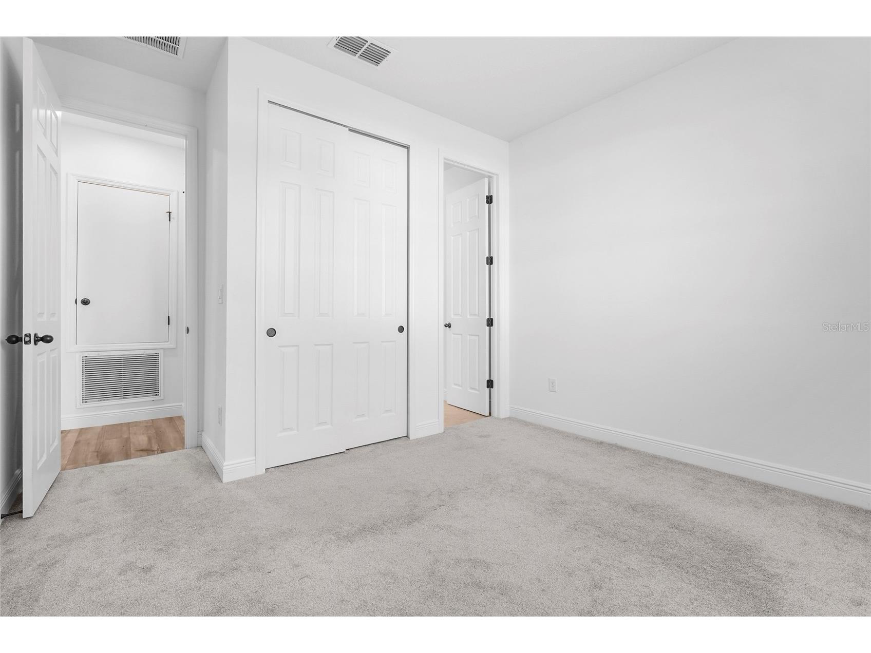 7322 34th Court E Sarasota FL 34243 A4677158 image29