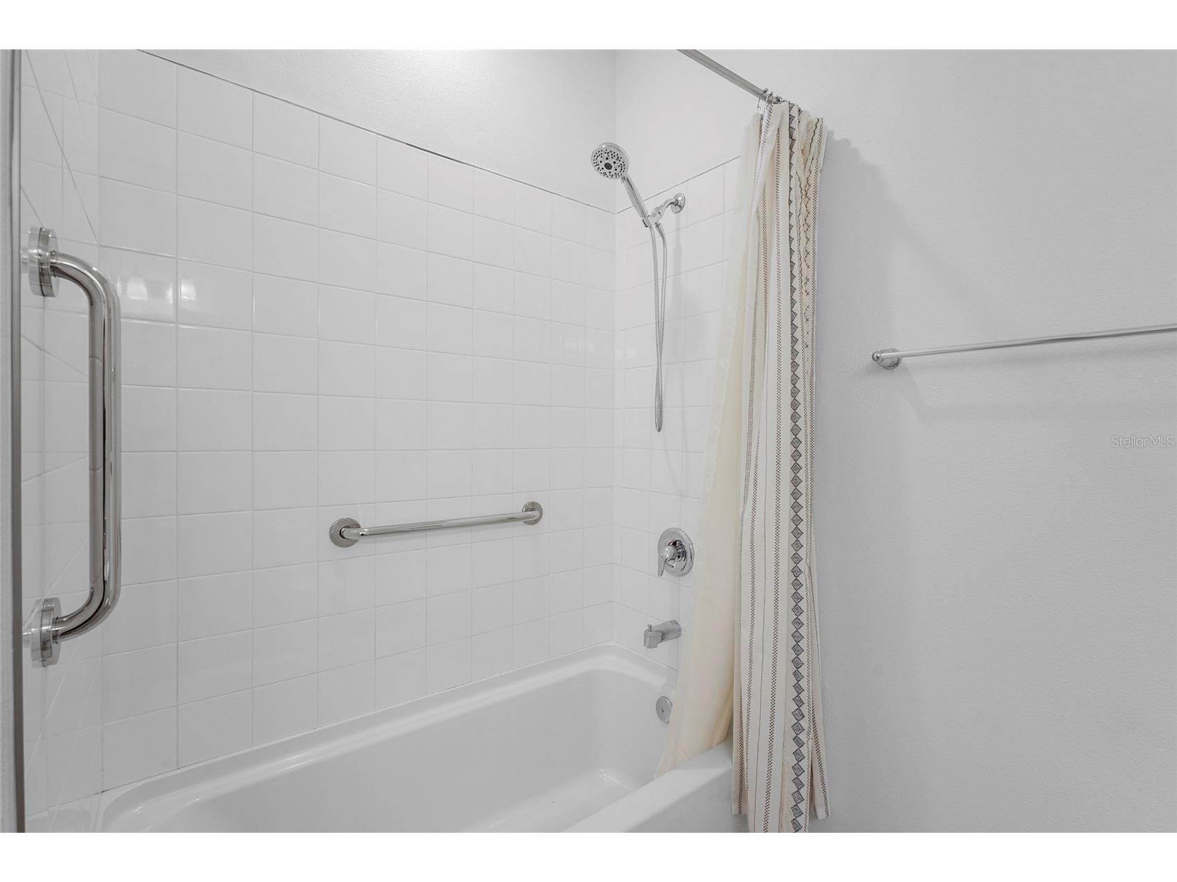 7322 34th Court E Sarasota FL 34243 A4677158 image35