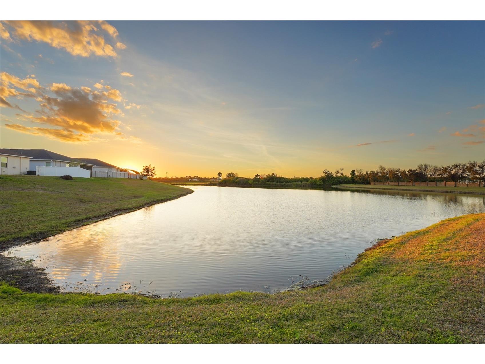 7322 34th Court E Sarasota FL 34243 A4677158 image50