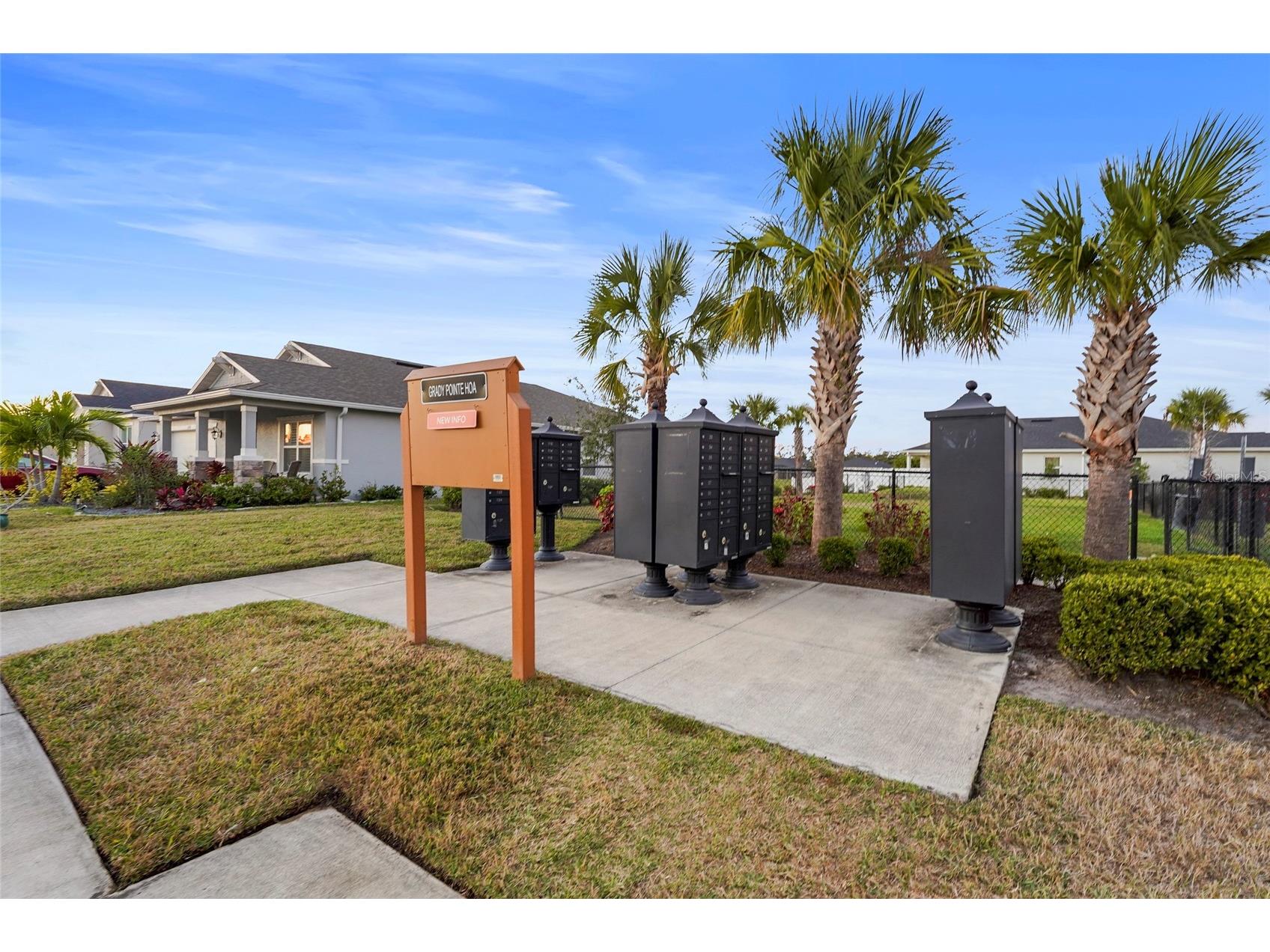 7322 34th Court E Sarasota FL 34243 A4677158 image61