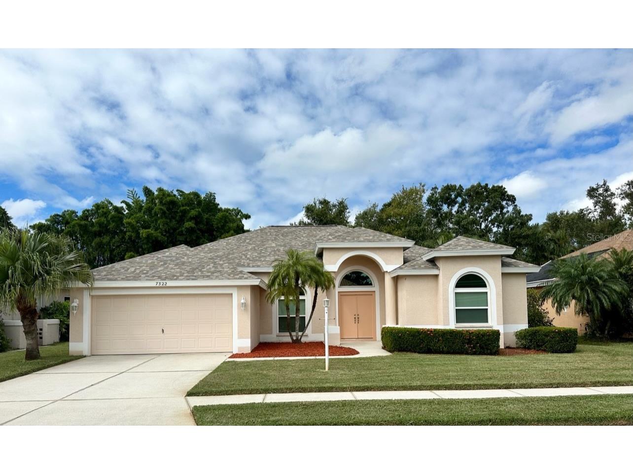 7322 38th Court E Sarasota FL 34243 A4584187 image1