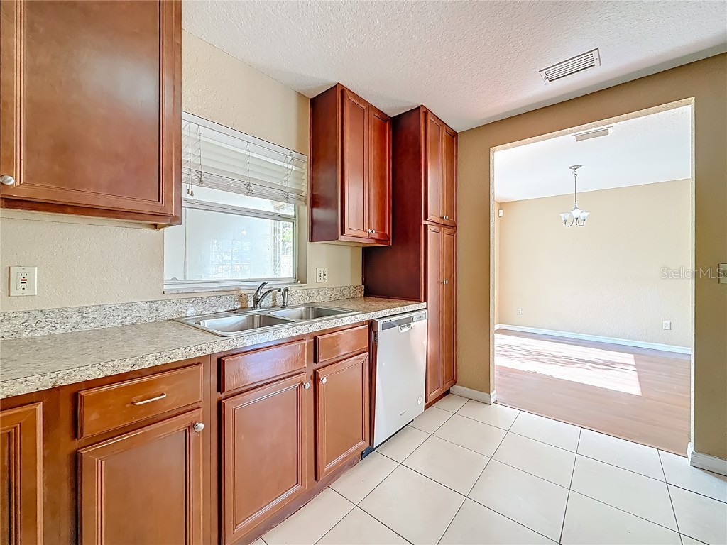 7322 54th Avenue N Saint Petersburg FL 33709 TB8450969 image23