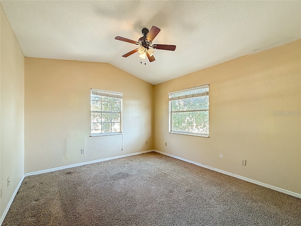 7322 54th Avenue N Saint Petersburg FL 33709 TB8450969 image47