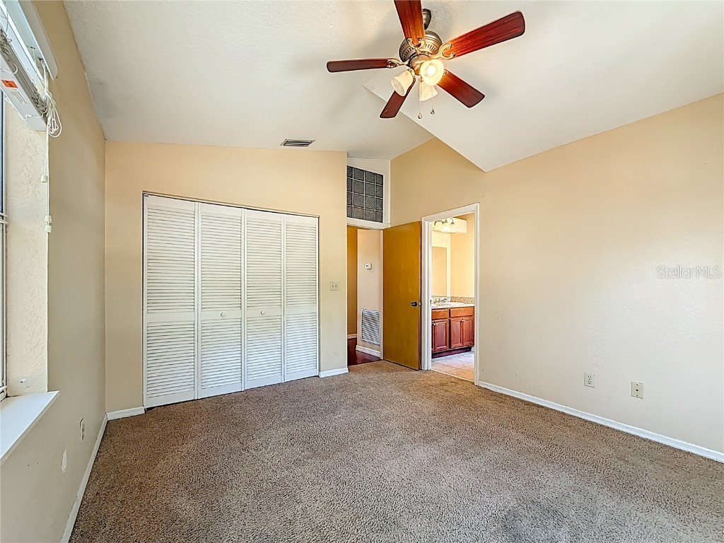 7322 54th Avenue N Saint Petersburg FL 33709 TB8450969 image49