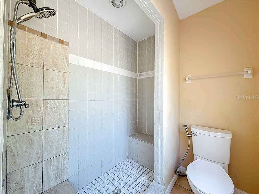 7322 54th Avenue N Saint Petersburg FL 33709 TB8450969 image52