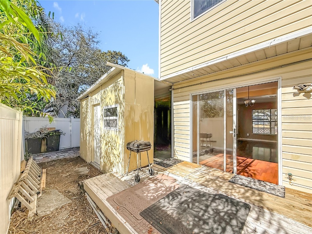 7322 54th Avenue N Saint Petersburg FL 33709 TB8450969 image58