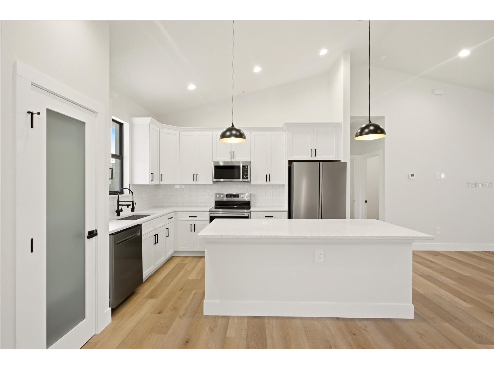 7322 Granada Boulevard Sebring FL 33872 P4938422 image6