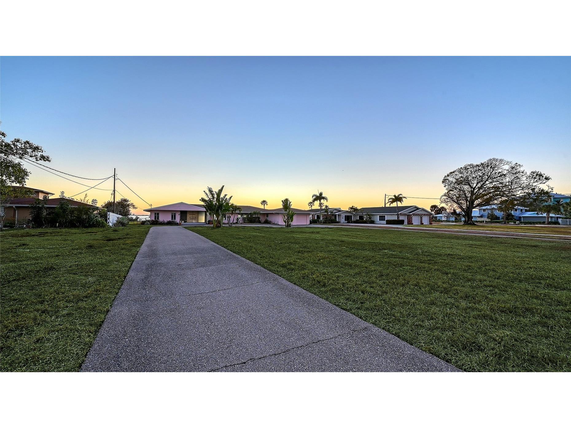7322 Westmoreland Drive Sarasota FL 34243 - SARASOTA BAY A4682111 image1