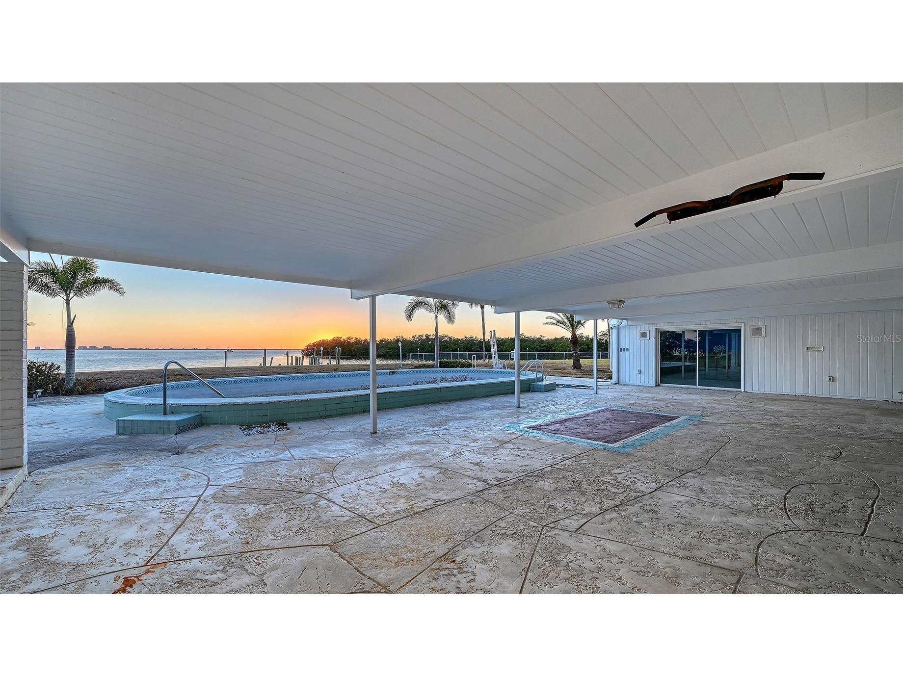7322 Westmoreland Drive Sarasota FL 34243 - SARASOTA BAY A4682111 image7