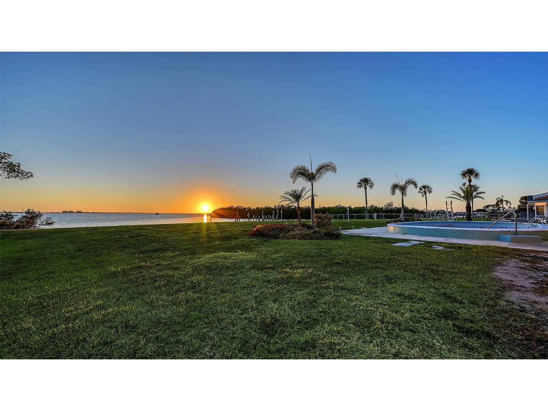 7322 Westmoreland Drive Sarasota FL 34243 - SARASOTA BAY A4682111 image9