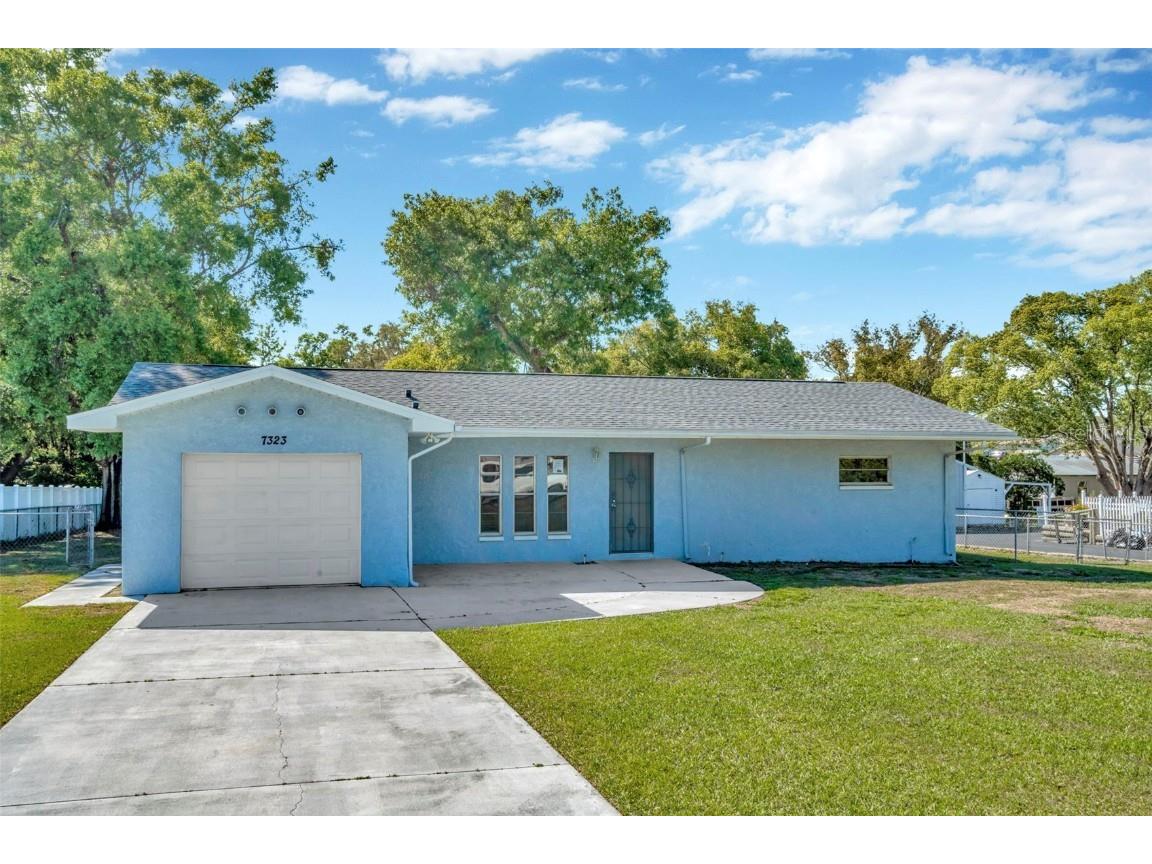 7323 Andre Drive Zephyrhills FL 33541 TB8363497 image1