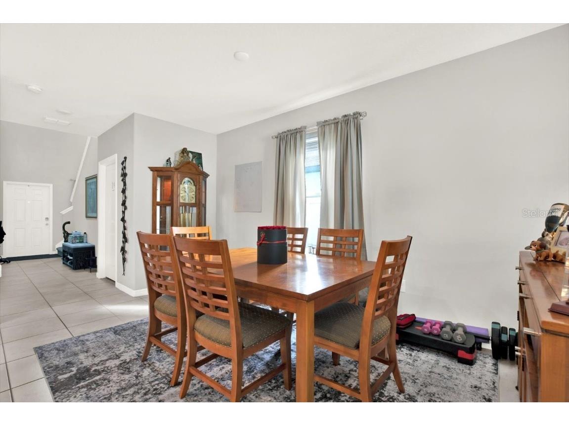 7323 Canterbury Bells Court Tampa FL 33619 TB8433634 image3