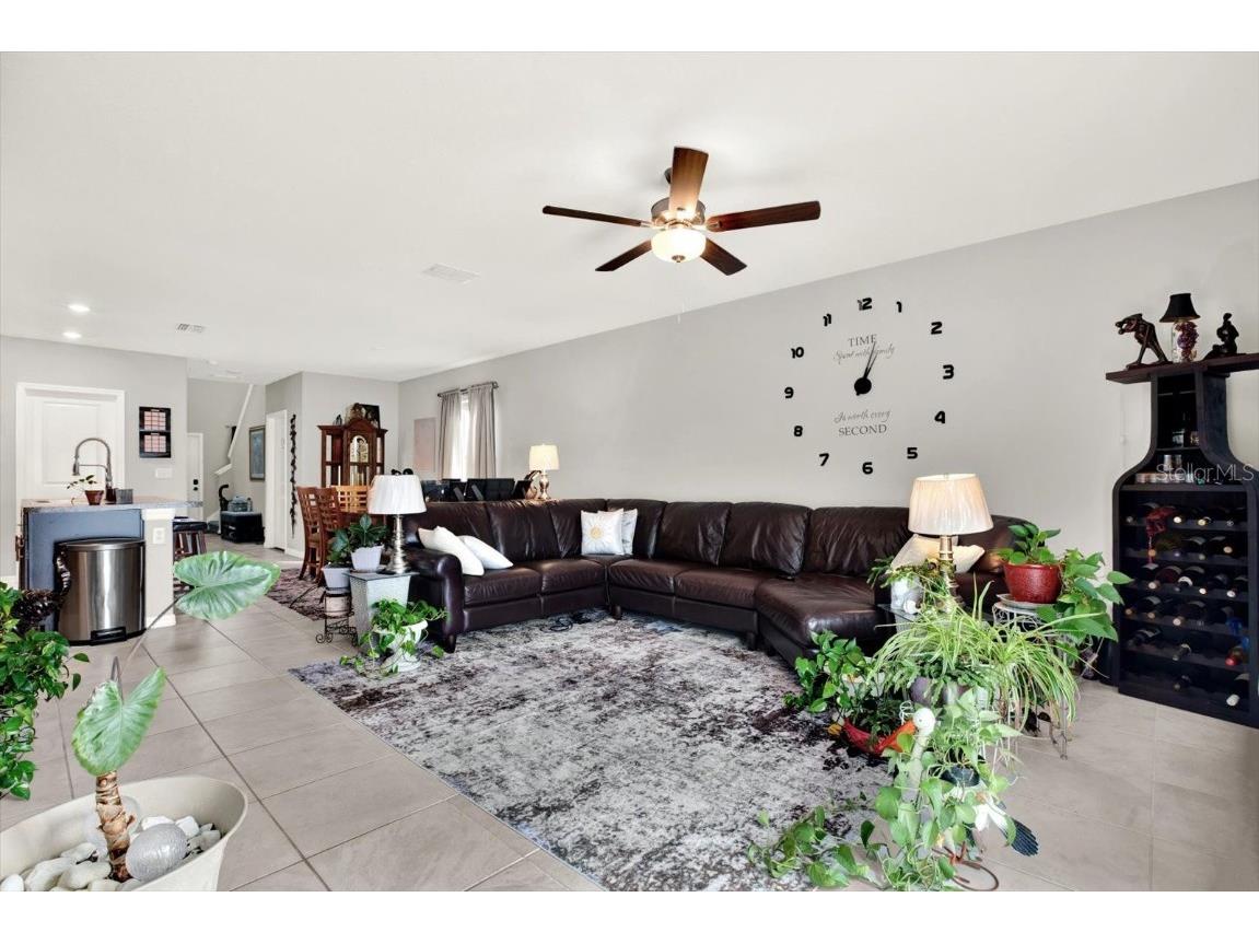 7323 Canterbury Bells Court Tampa FL 33619 TB8433634 image6