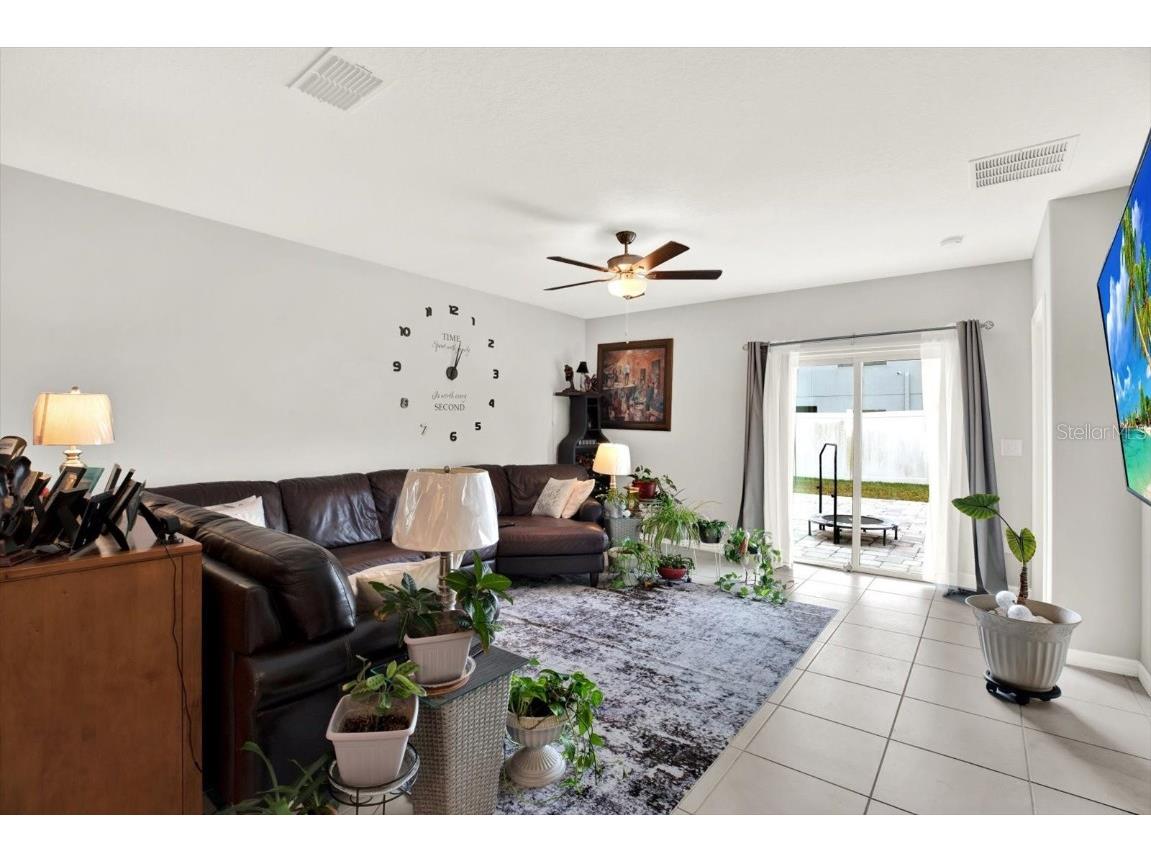 7323 Canterbury Bells Court Tampa FL 33619 TB8433634 image7