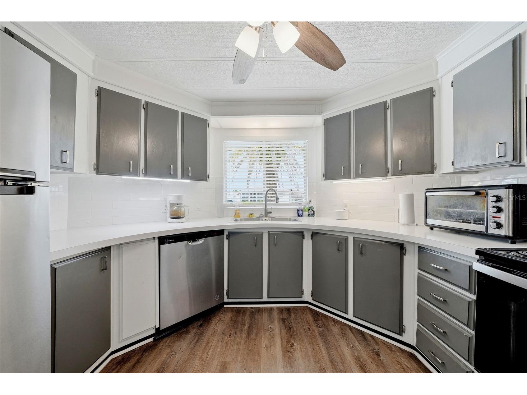 7323 Grand Pine Drive Hudson FL 34667 W7886220 image5