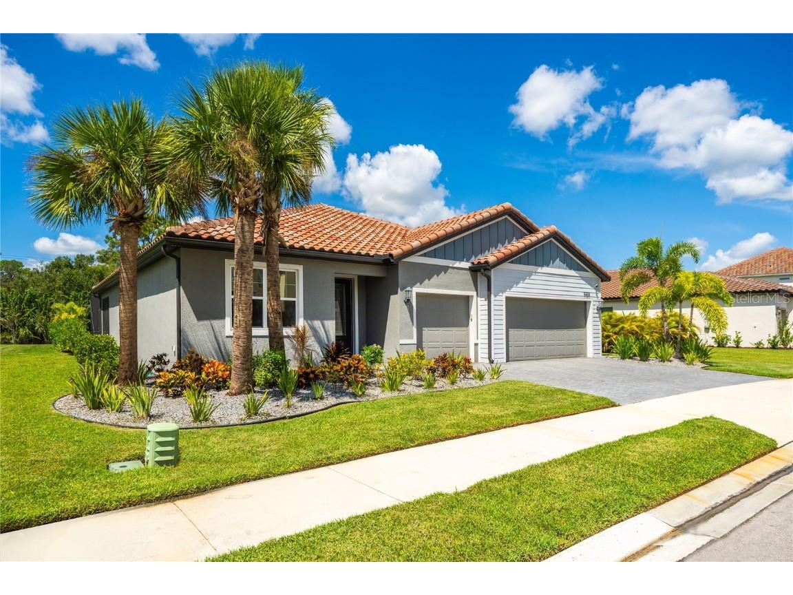 7323 Great Egret Boulevard Sarasota FL 34241 A4640678 image1