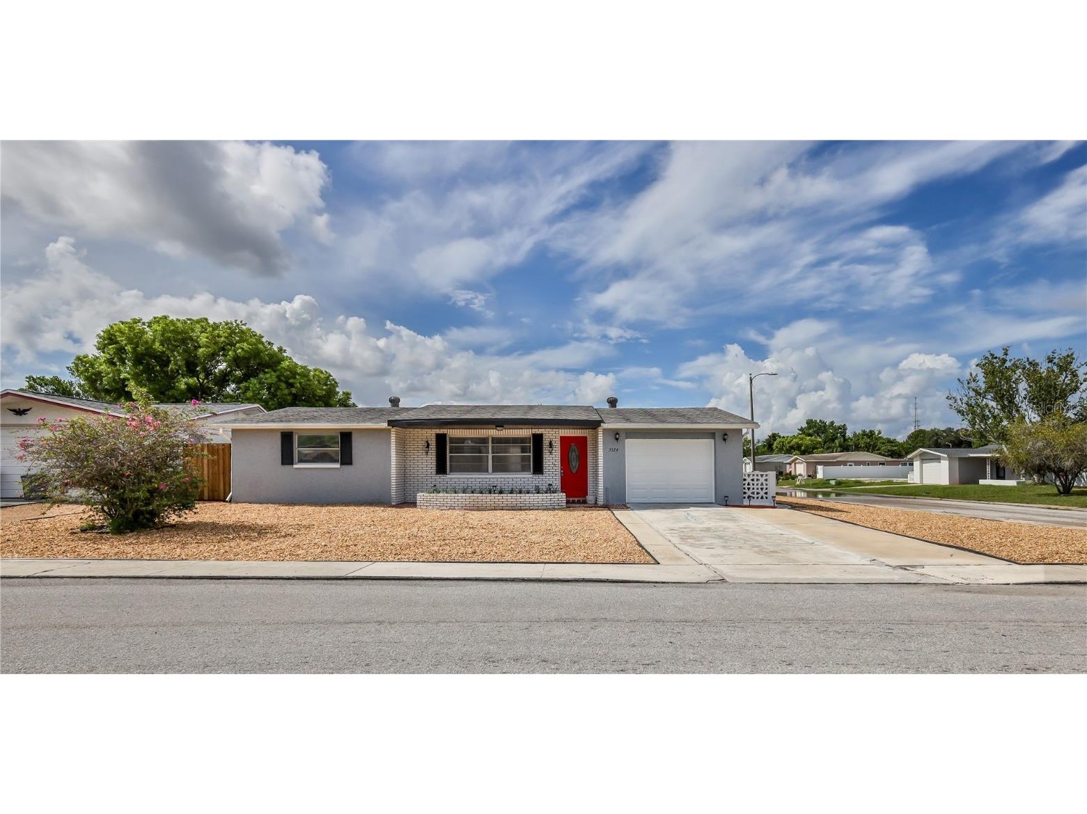 7324 Gulf Highlands Drive Port Richey FL 34668 W7857397 image1