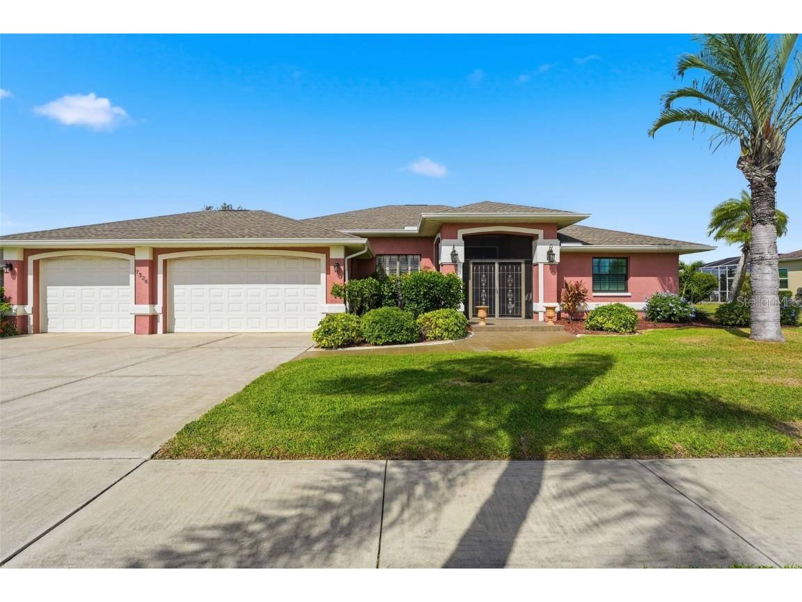 7324 Kenwood Drive North Port FL 34287 C7517358 image1