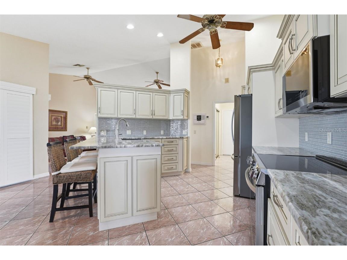 7324 Kenwood Drive North Port FL 34287 C7517358 image10