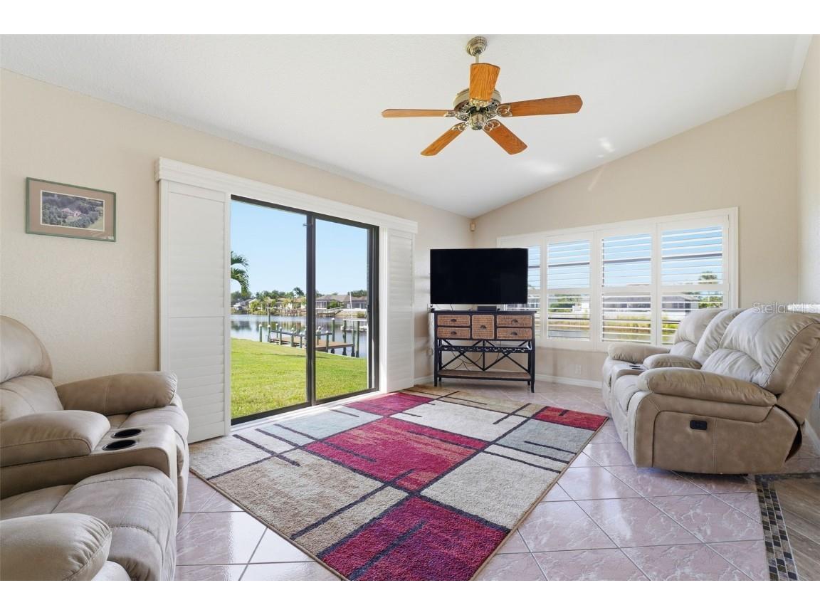 7324 Kenwood Drive North Port FL 34287 C7517358 image17