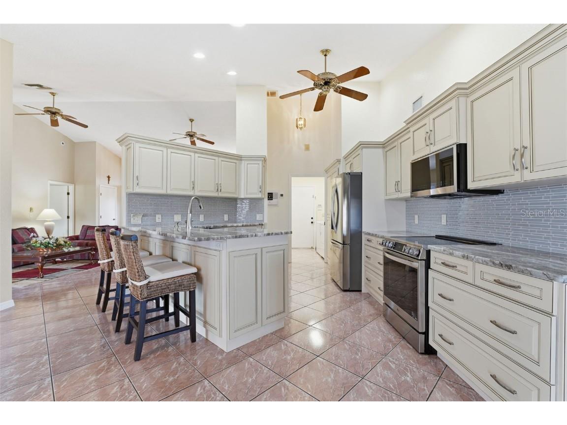 7324 Kenwood Drive North Port FL 34287 C7517358 image9