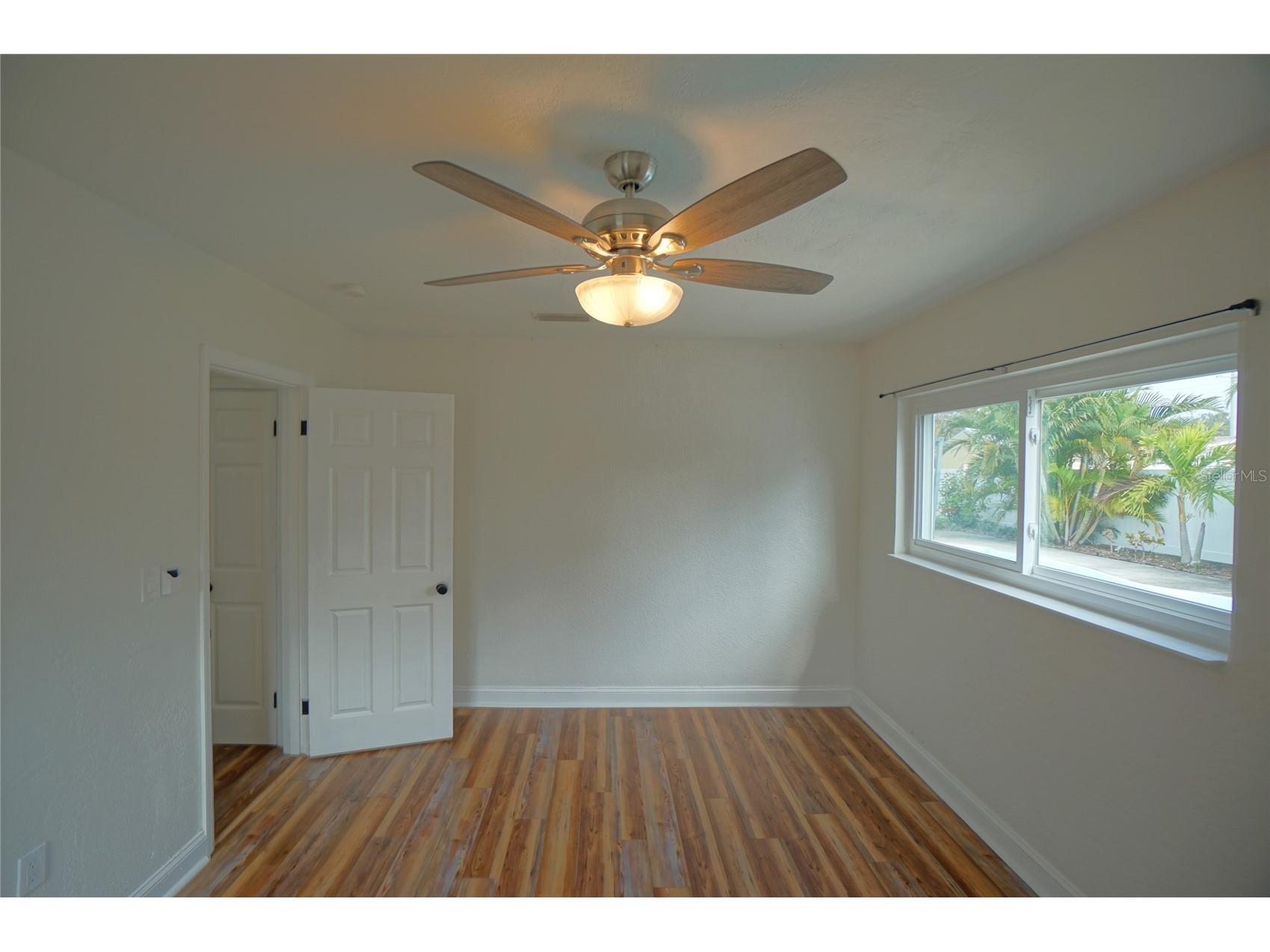7325 10th Street N Saint Petersburg FL 33702 TB8493267 image19