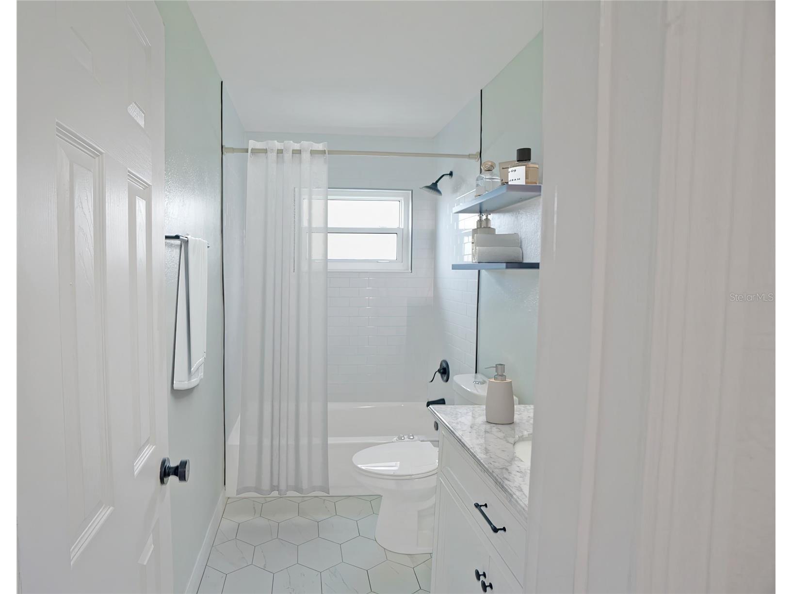 7325 10th Street N Saint Petersburg FL 33702 TB8493267 image6