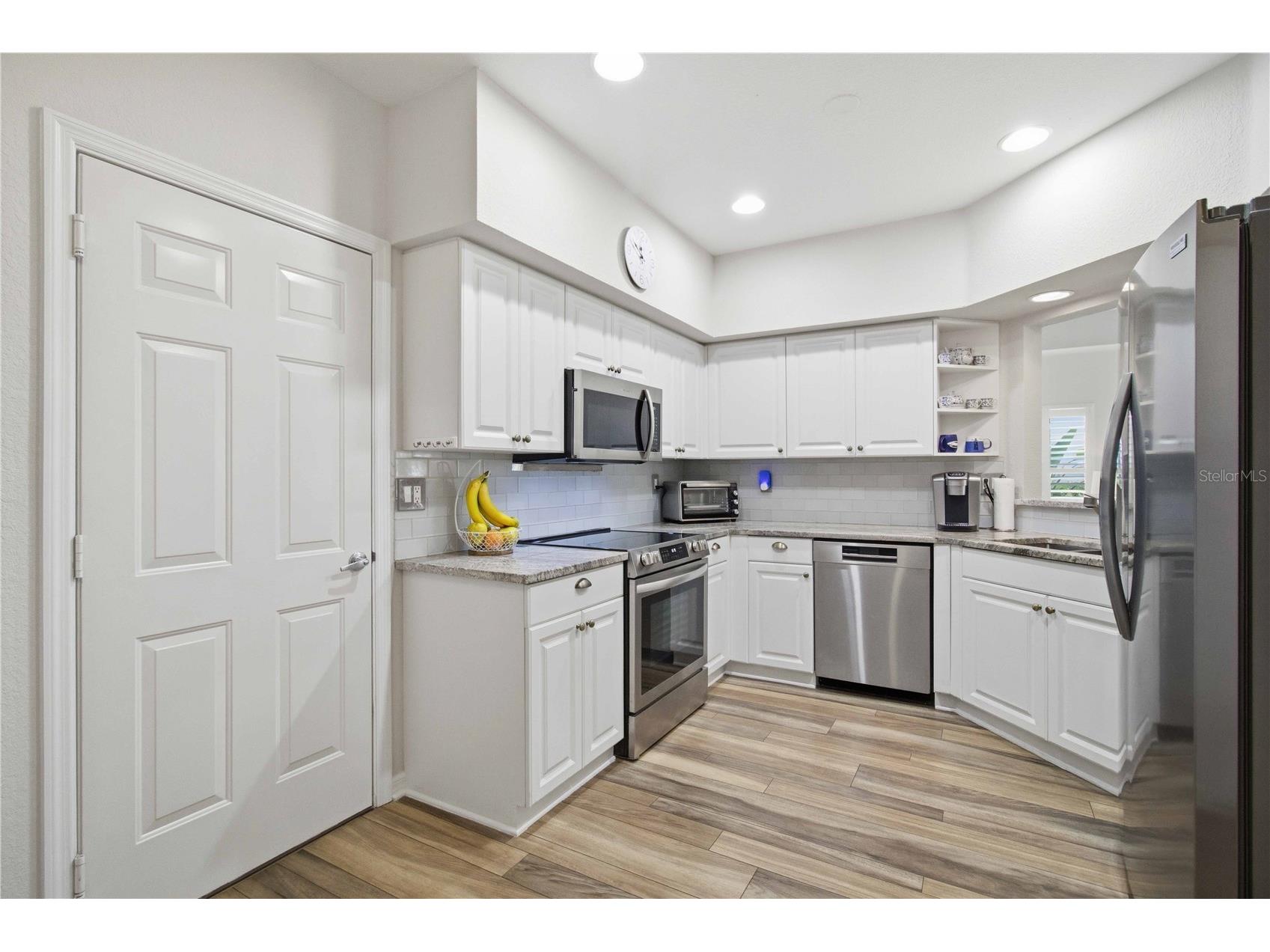 7325 Fountain Palm Circle #7325 Bradenton FL 34203 A4696048 image28