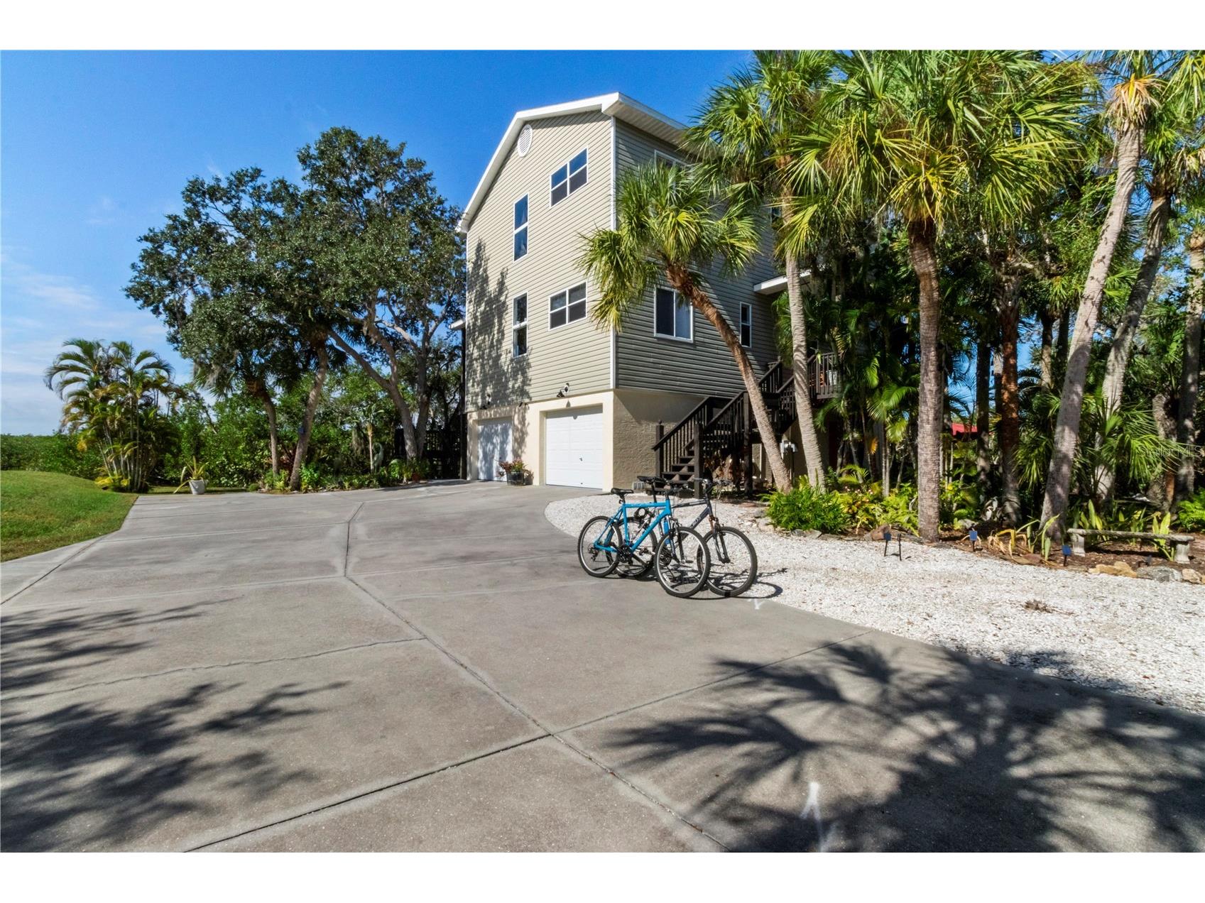 7325 Holly Road Terra Ceia FL 34250 - MIGUEL BAY A4688524 image5