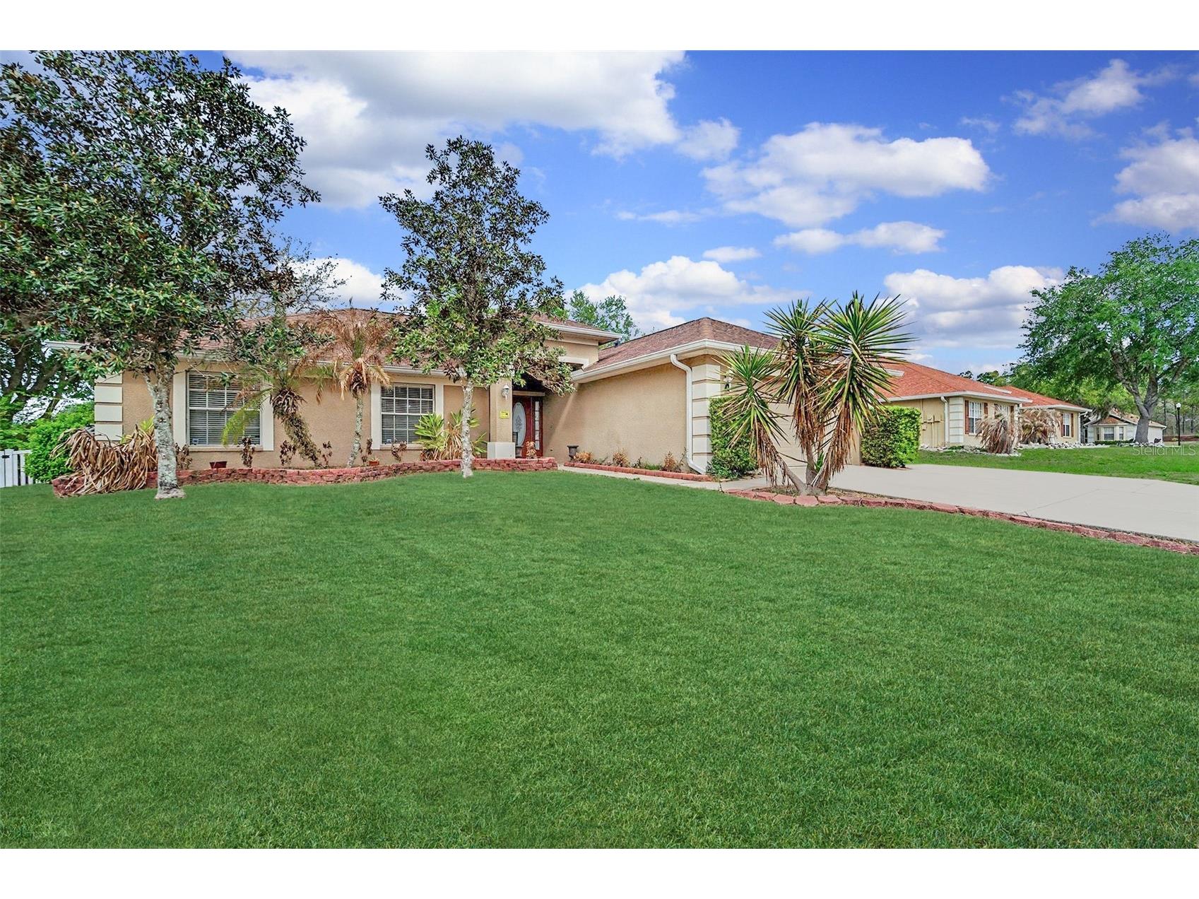 7325 Sherman Hills Blvd  