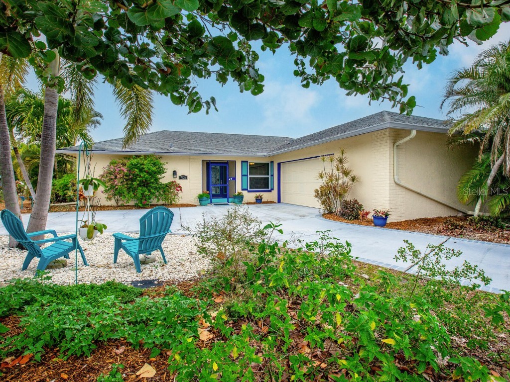 7326 19th Avenue W Bradenton FL 34209 A4558229 image1