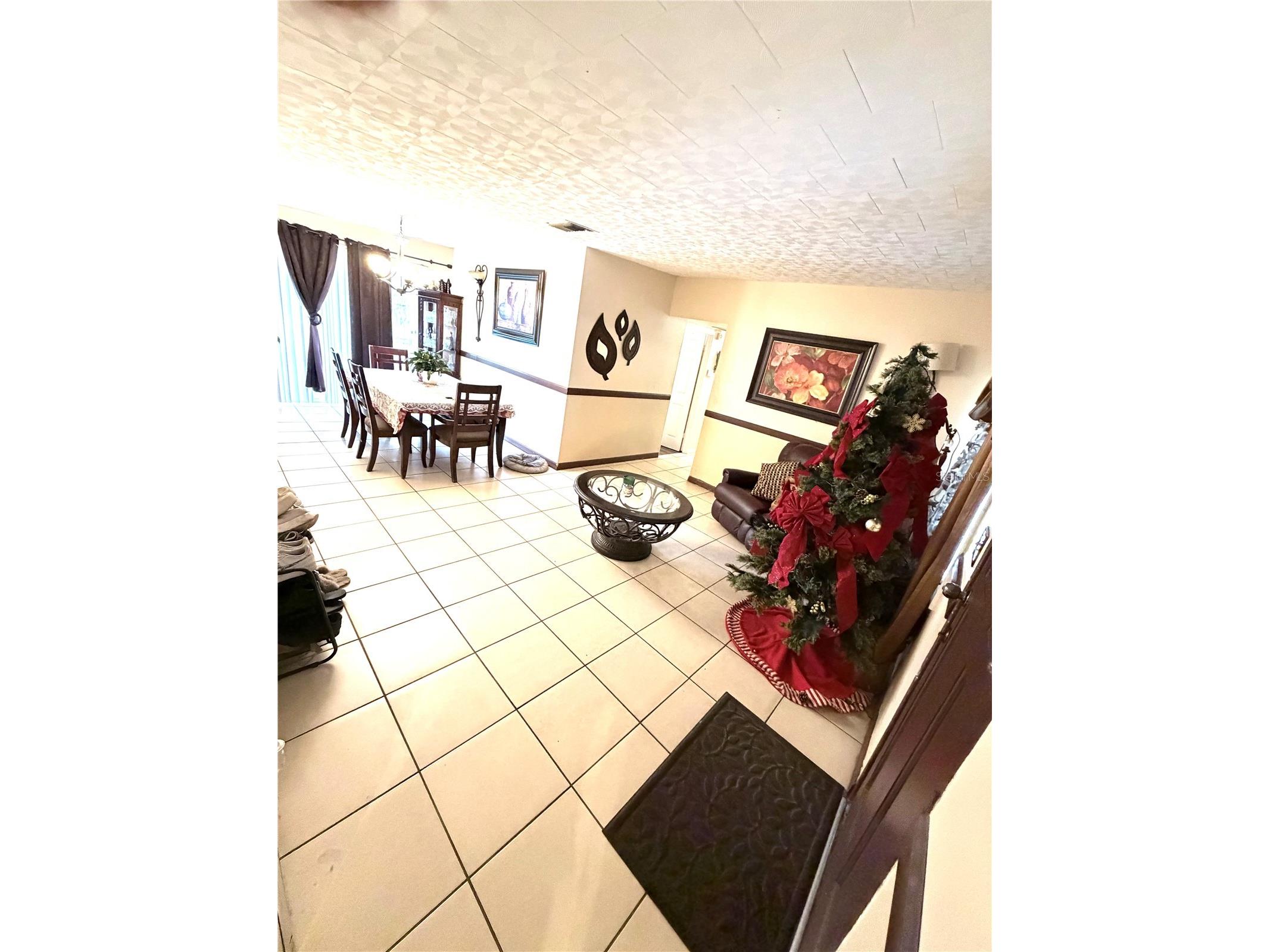 7326 Sheffield Road Tampa FL 33615 TB8456259 image3