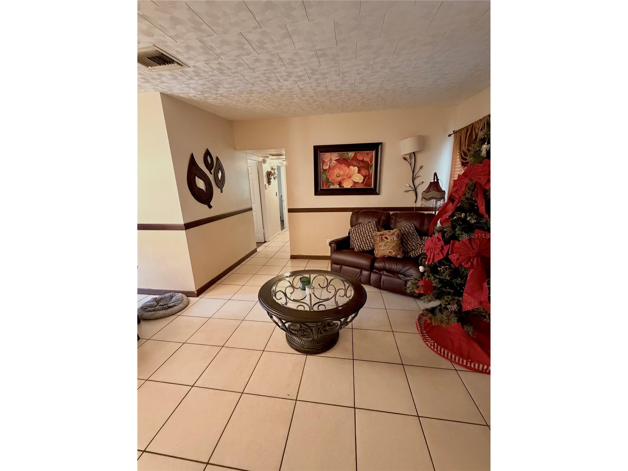 7326 Sheffield Road Tampa FL 33615 TB8456259 image5