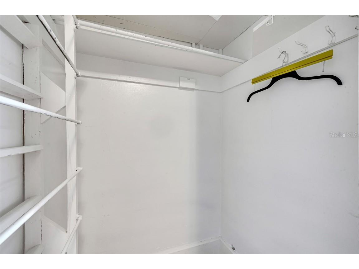 7327 1st Avenue N Saint Petersburg FL 33710 TB8454842 image26