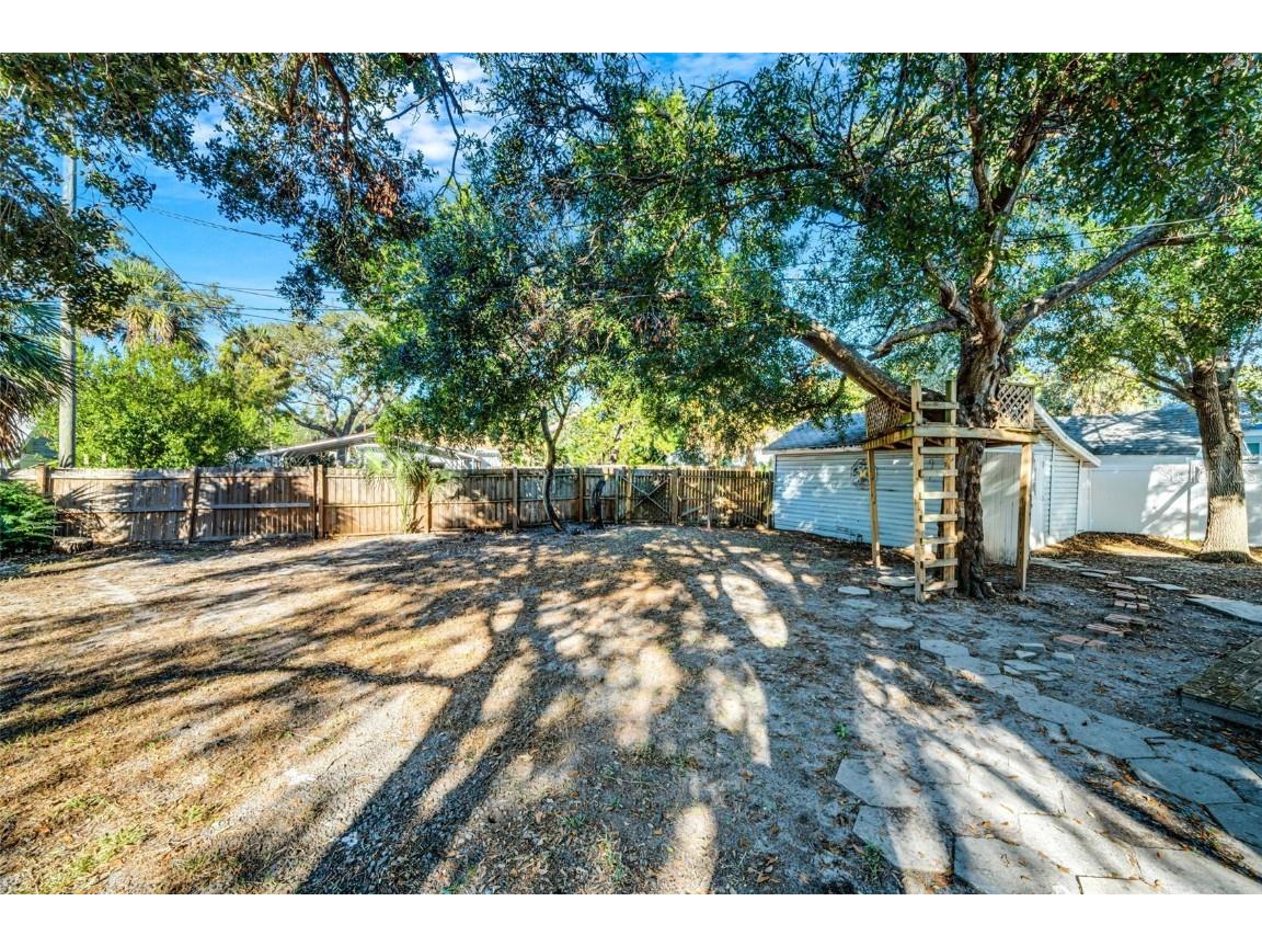 7327 1st Avenue N Saint Petersburg FL 33710 TB8454842 image32