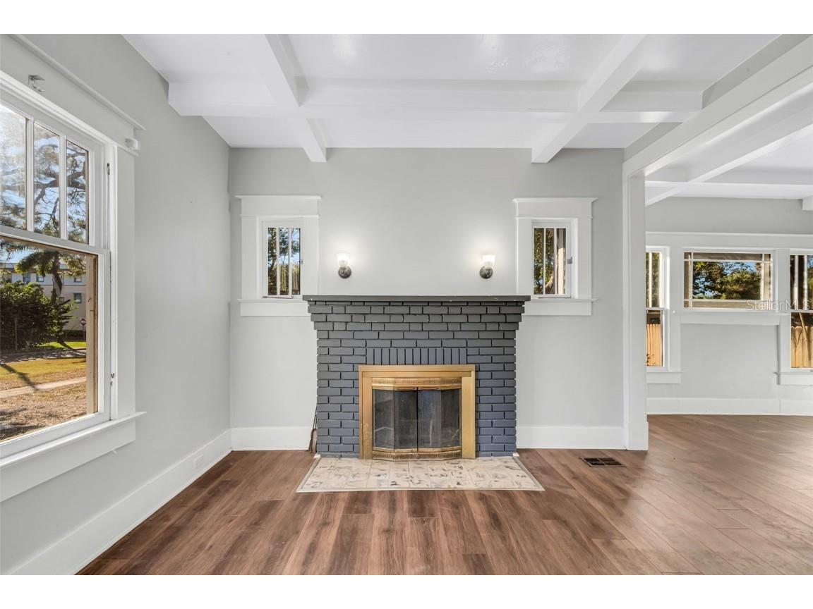 7327 1st Avenue N Saint Petersburg FL 33710 TB8454842 image5