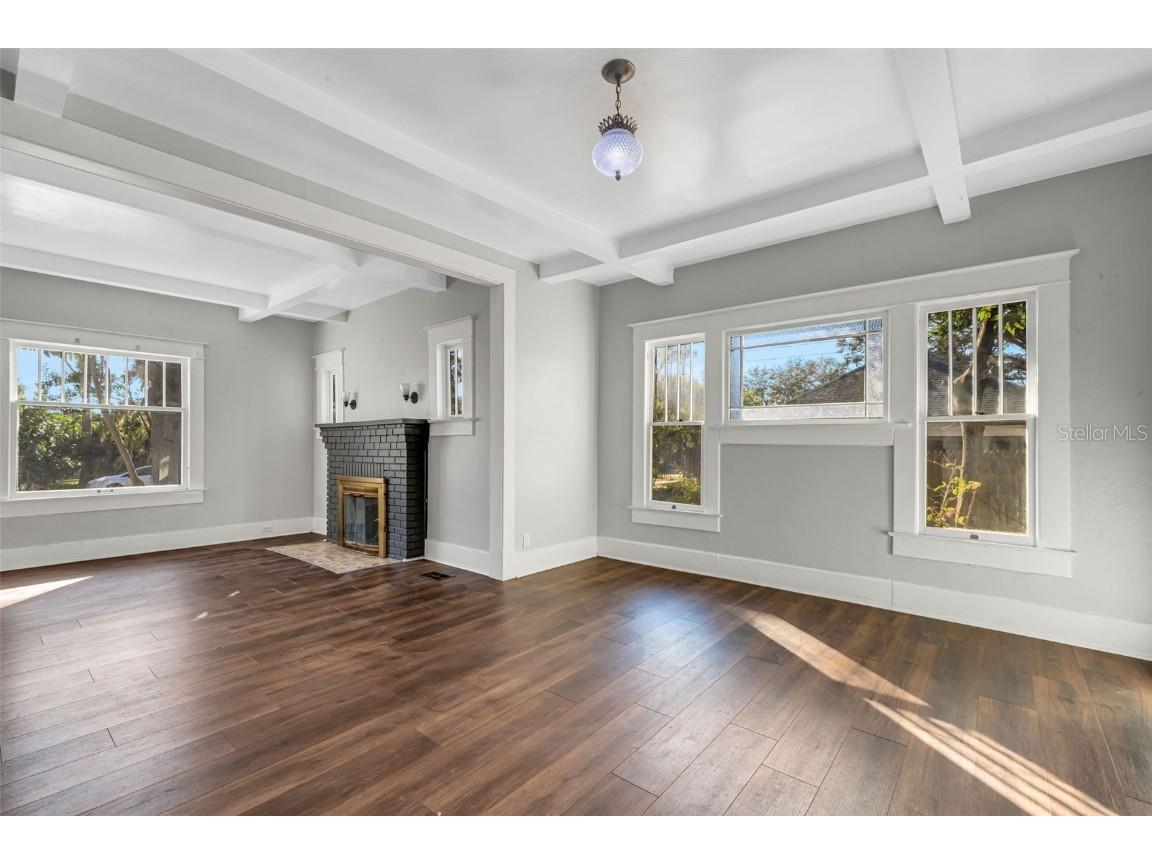 7327 1st Avenue N Saint Petersburg FL 33710 TB8454842 image7