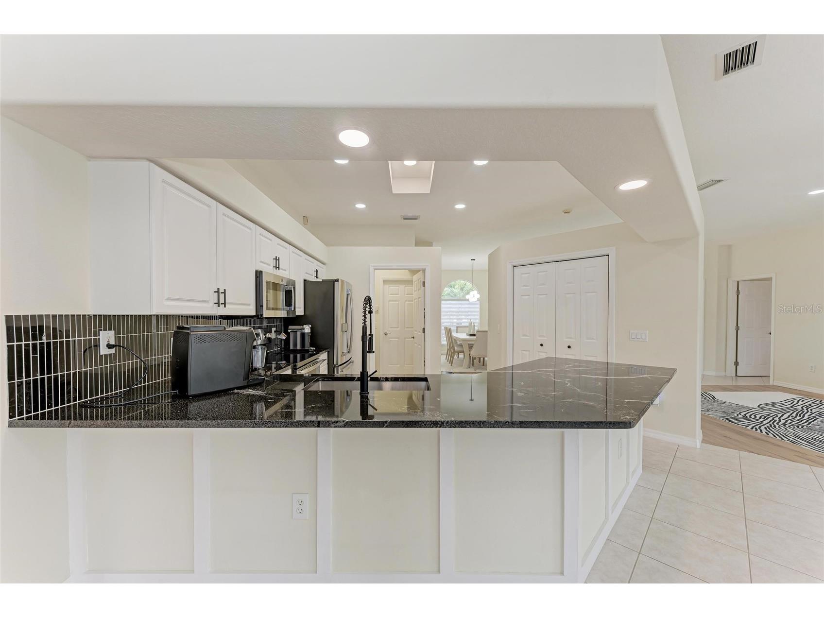7327 38th Court East Sarasota FL 34243 A4693655 image13