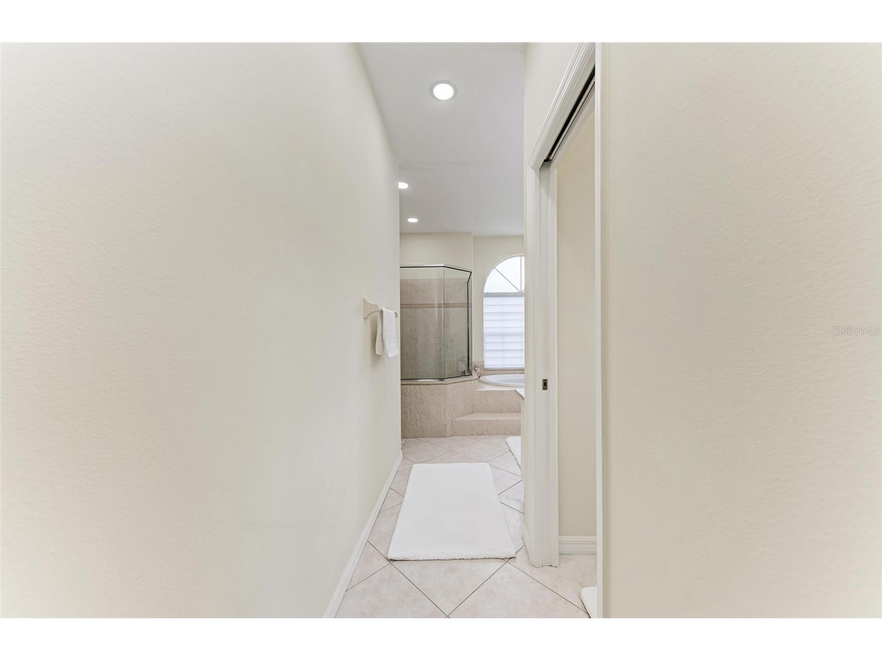 7327 38th Court East Sarasota FL 34243 A4693655 image25