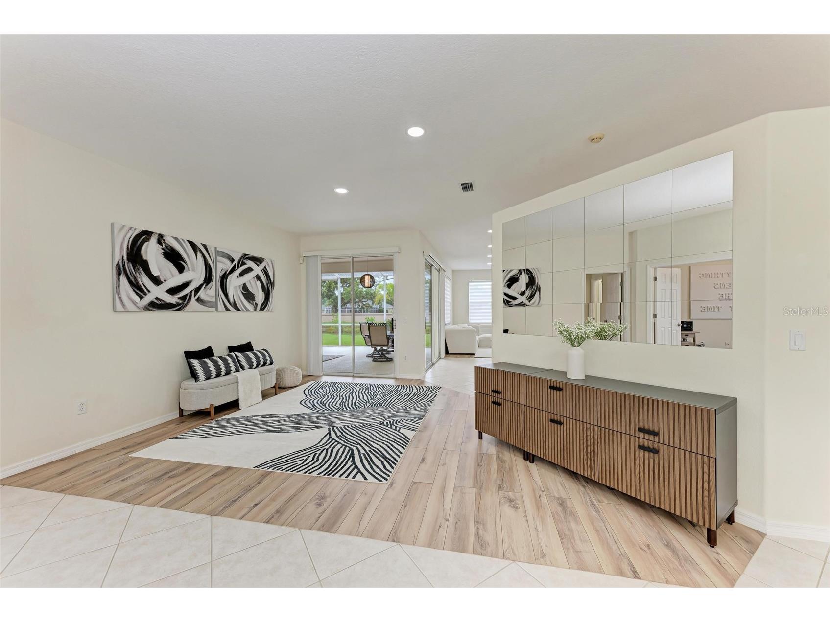 7327 38th Court East Sarasota FL 34243 A4693655 image6