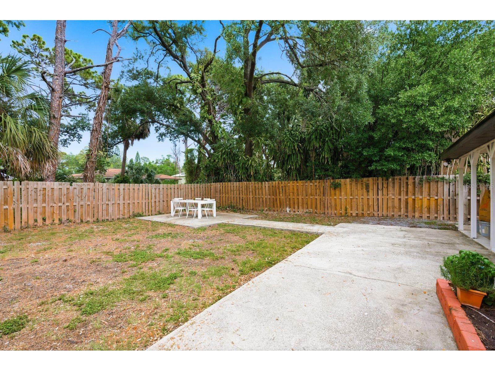 7327 Winchester Drive Tampa FL 33615 TB8508146 image38