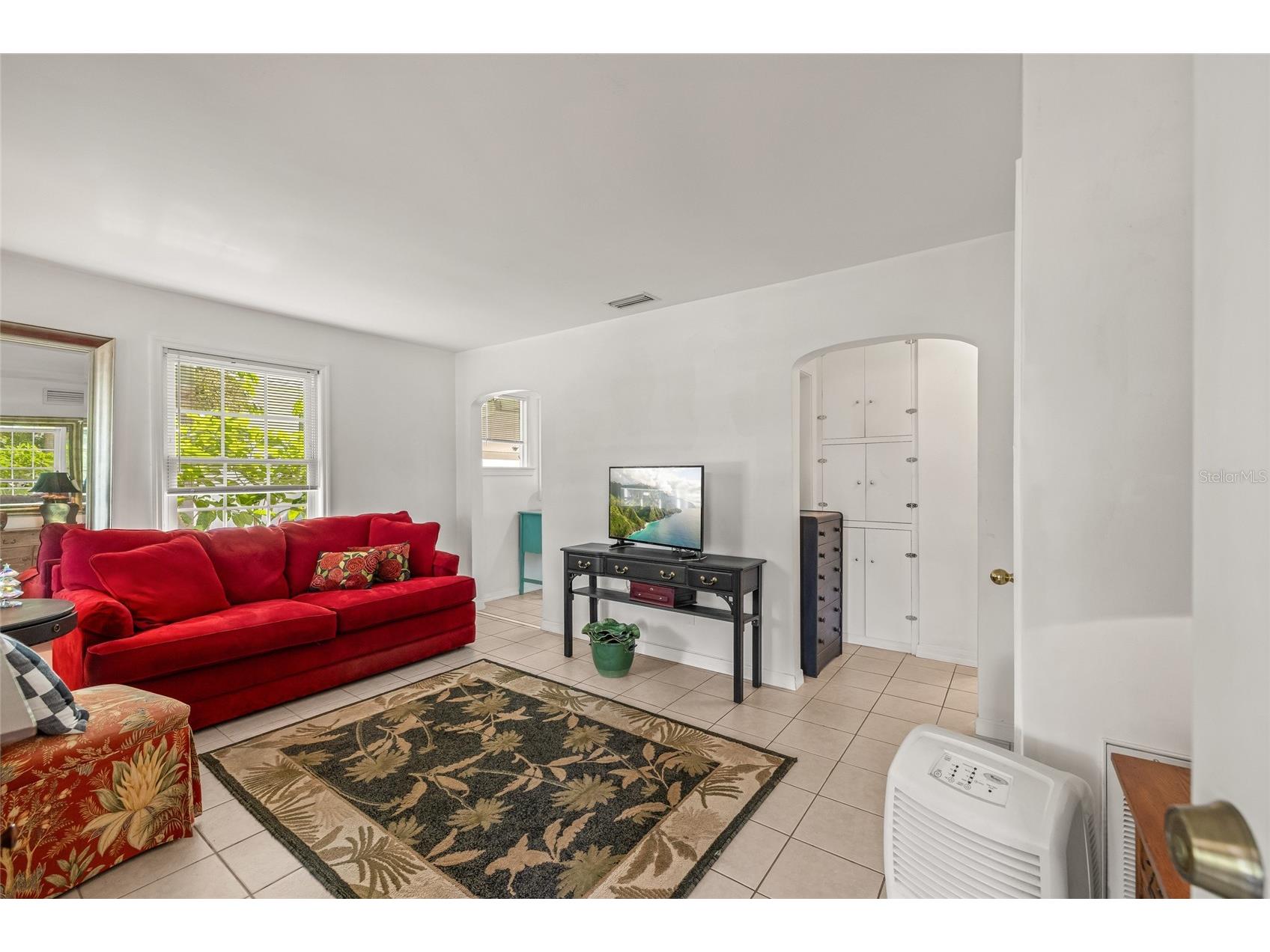 7328 9th Avenue N Saint Petersburg FL 33710 TB8492048 image3