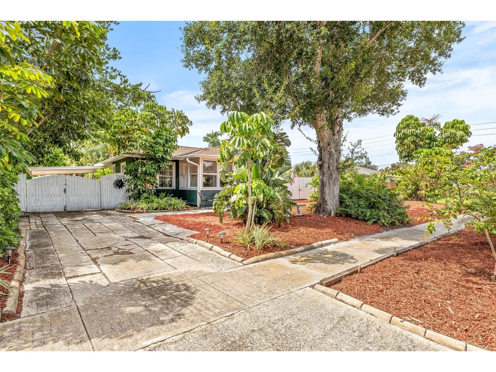 7328 9th Avenue N Saint Petersburg FL 33710 TB8492048 image38