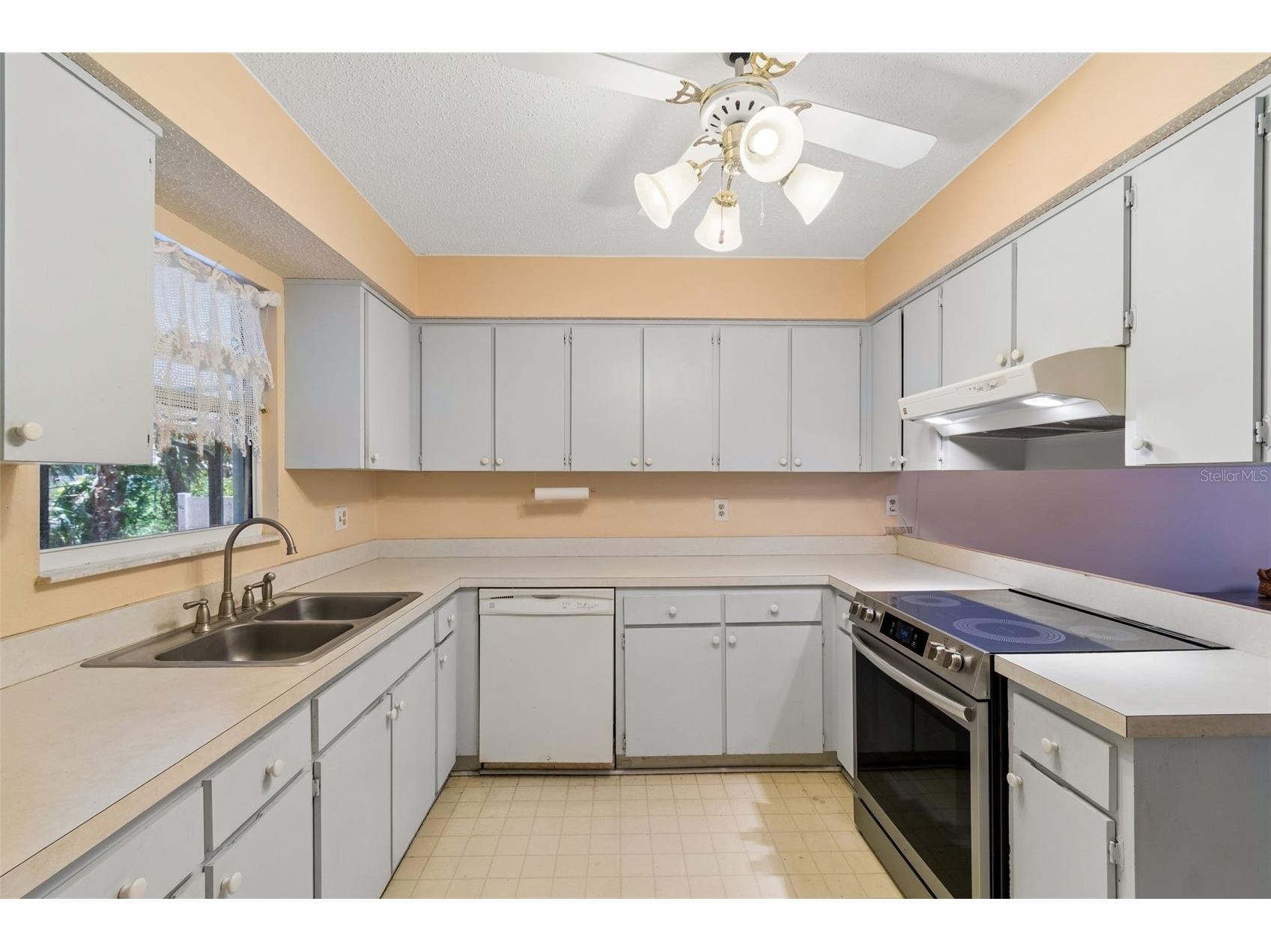 7328 Canal Boulevard Tampa FL 33615 TB8506380 image10