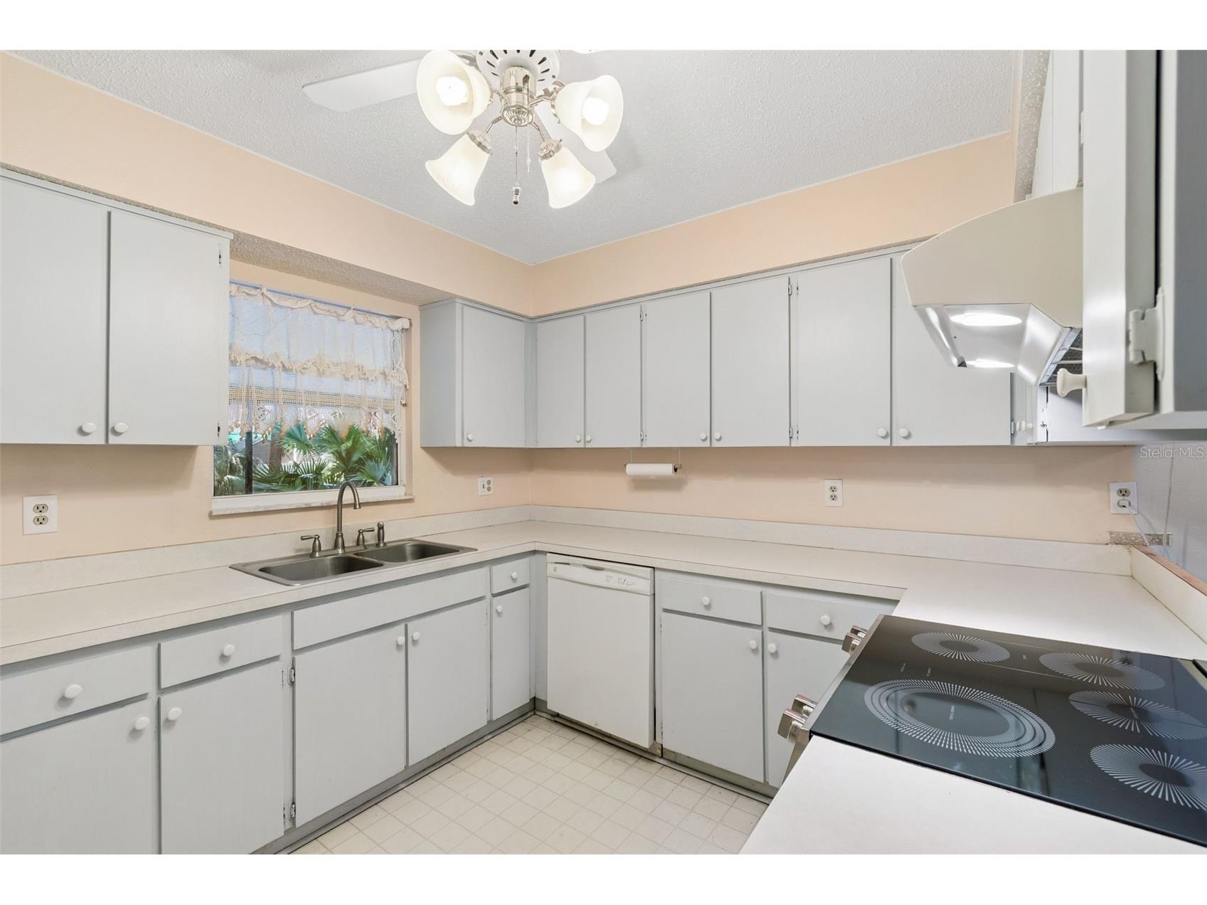 7328 Canal Boulevard Tampa FL 33615 TB8506380 image9
