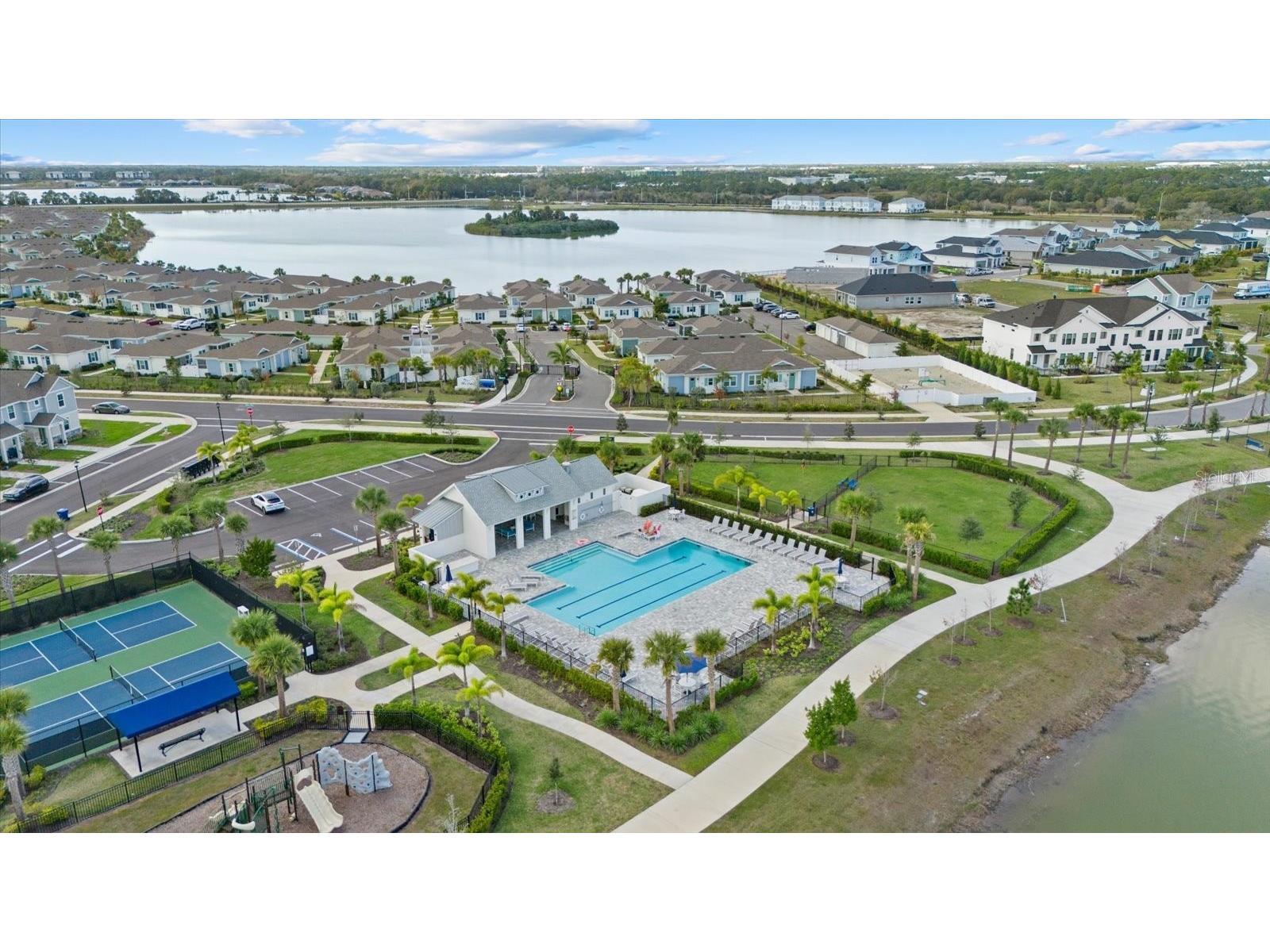 7328 Portlight Lane Sarasota FL 34240 A4681827 image48